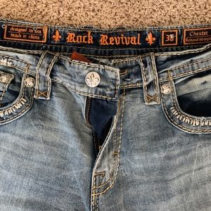 Men’s rock revival jeans